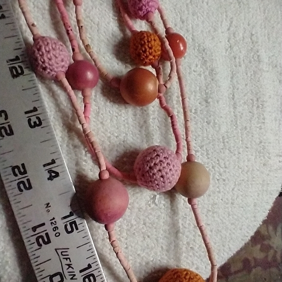Long orange pink wood crochet beaded necklace boho - Picture 2 of 5